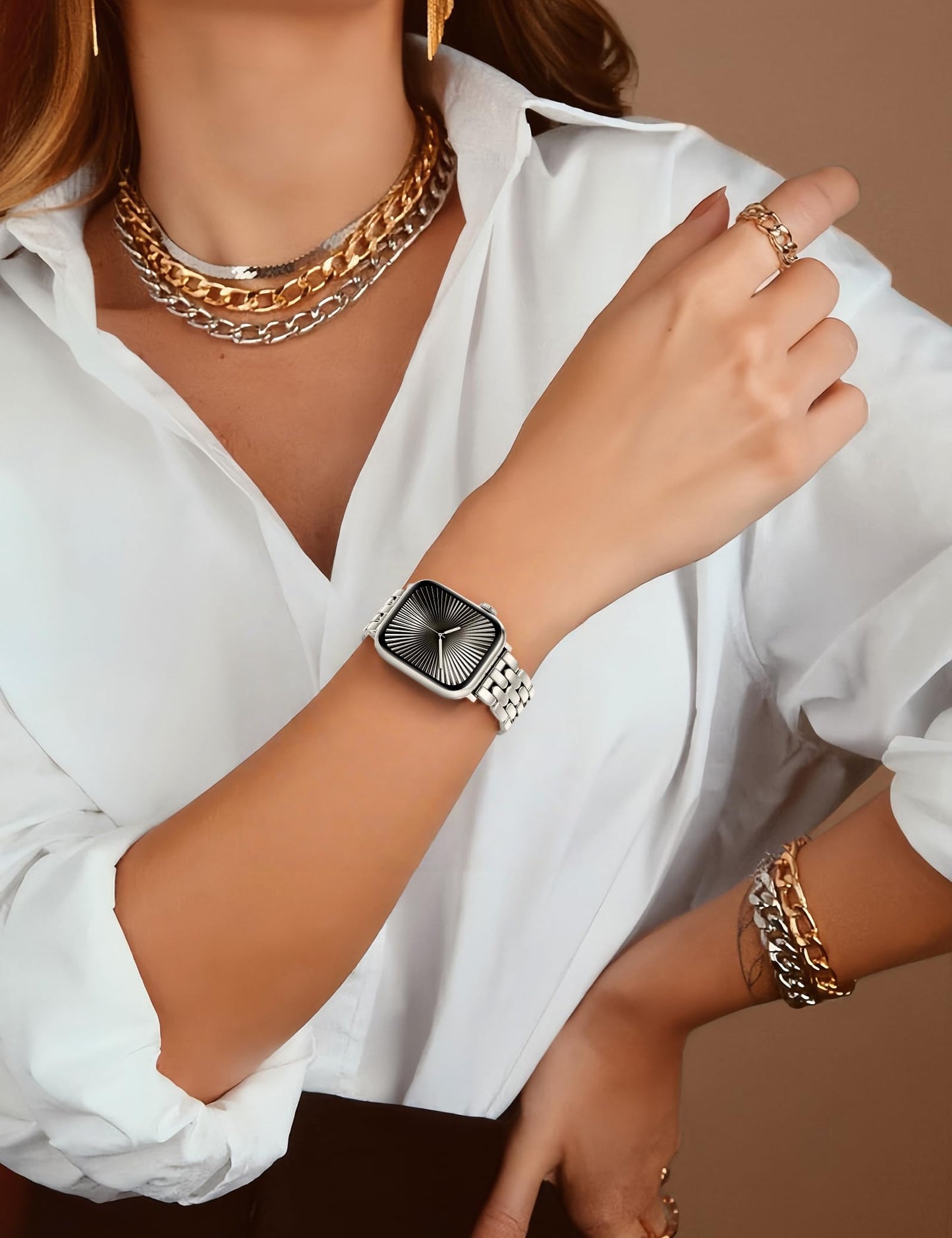 TOYOUTHS Designer Vintage Gold Bracelet for Apple Watch Band Women 42/40/41/38/44/45/46/49mm, Stainless Steel Dressy Elegant Luxury Metal Strap for iWatch Series 11 10 9 8 7 6 5 4 SE/Ultra 3 2 1